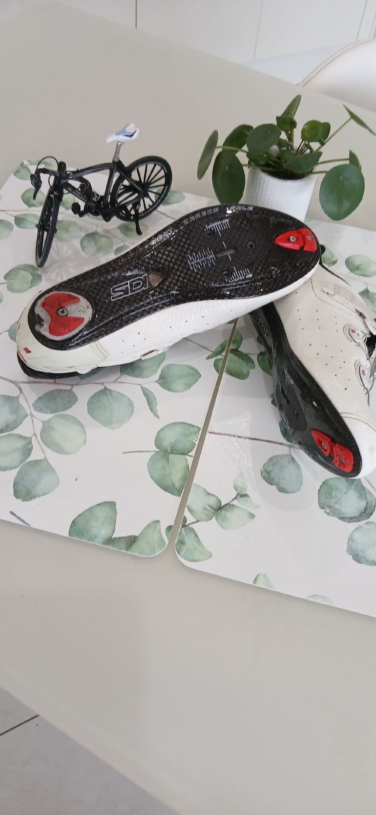 Used sidi wire 2 carbone bike — image 5 of 6