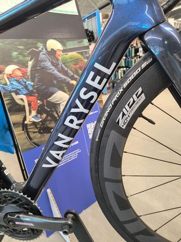 Brugt Zipp 404 Firecrest Carbon Disc 2026 bike — billede 4 af 22