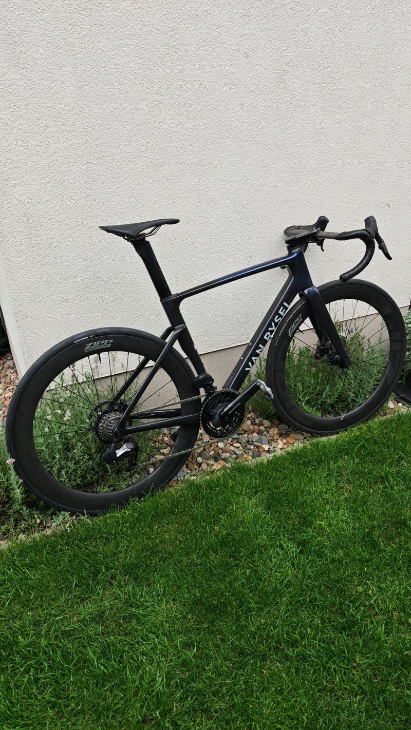 Used Zipp 404 Firecrest Carbon Disc 2026 Wheels