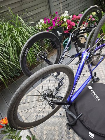 Brugt Zipp 404 Firecrest Carbon Disc 2026 bike — billede 13 af 22