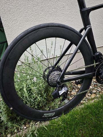 Brugt Zipp 404 Firecrest Carbon Disc 2026 bike — billede 20 af 22