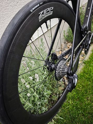 Brugt Zipp 404 Firecrest Carbon Disc 2026 bike — billede 5 af 22