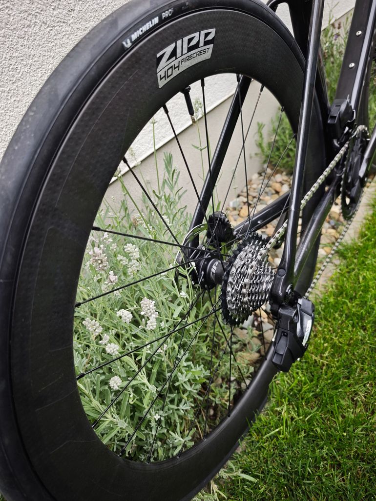 Brugt Zipp 404 Firecrest Carbon Disc 2026 bike — billede 5 af 22