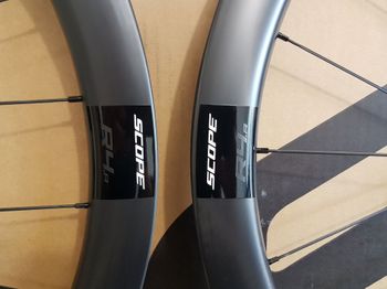 Used Scope R4.A AllRoad Carbon Clincher Disc 45 mm Tubeless Ready / Tubetype Shimano HG Black bike — image 5 of 25