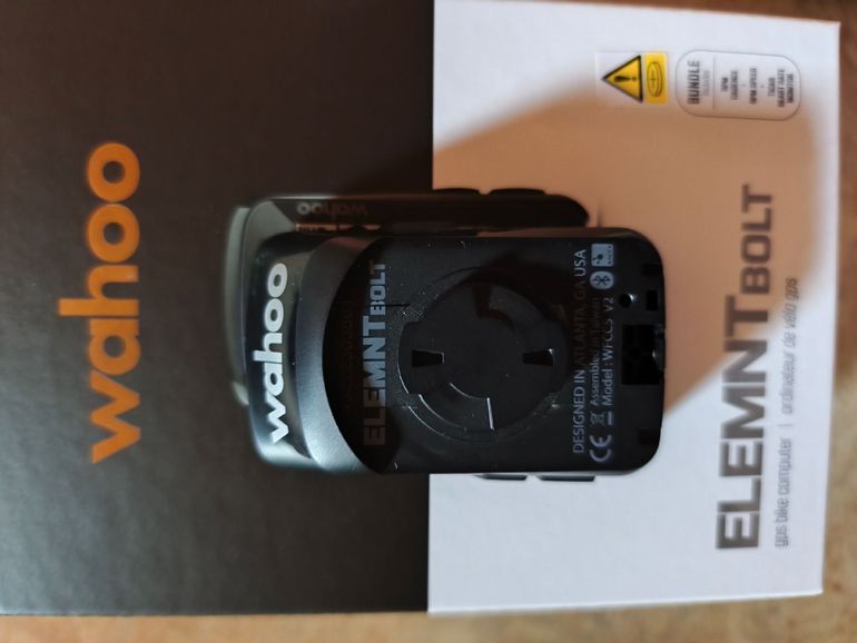 Used Wahoo ELEMNT BOLT v2 GPS Bike Computer 2025 bike — image 3 of 4