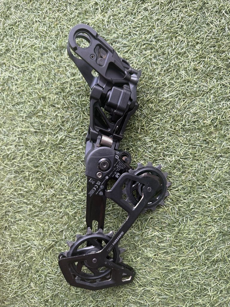 Used Sram XO T-Type Axs 12V 2026 bike — image 7 of 10