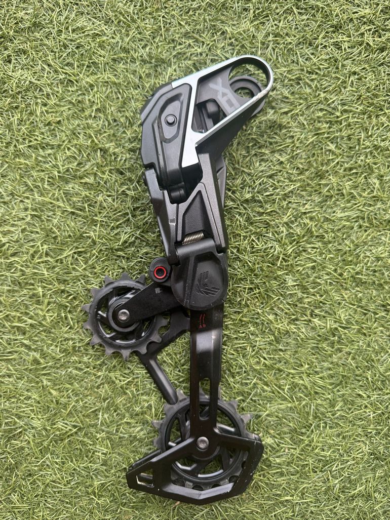 Used Sram XO T-Type Axs 12V 2026 bike — image 6 of 10