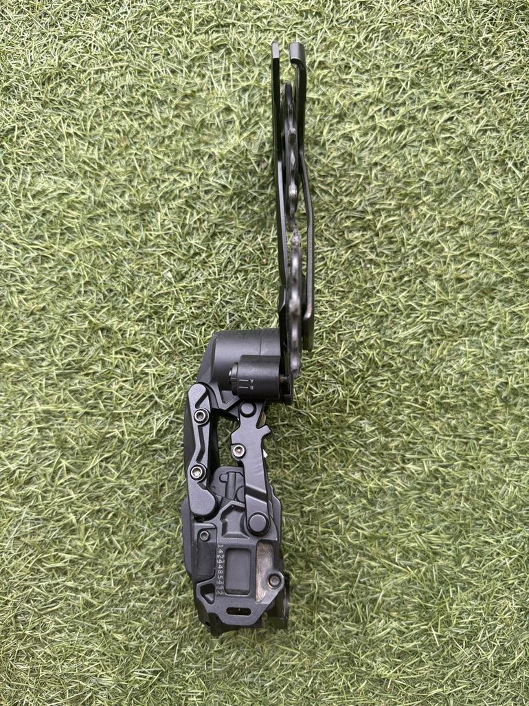 Used Sram XO T-Type Axs 12V 2026 bike — image 9 of 10