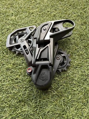 Used Sram XO T-Type Axs 12V 2026 bike — image 4 of 10