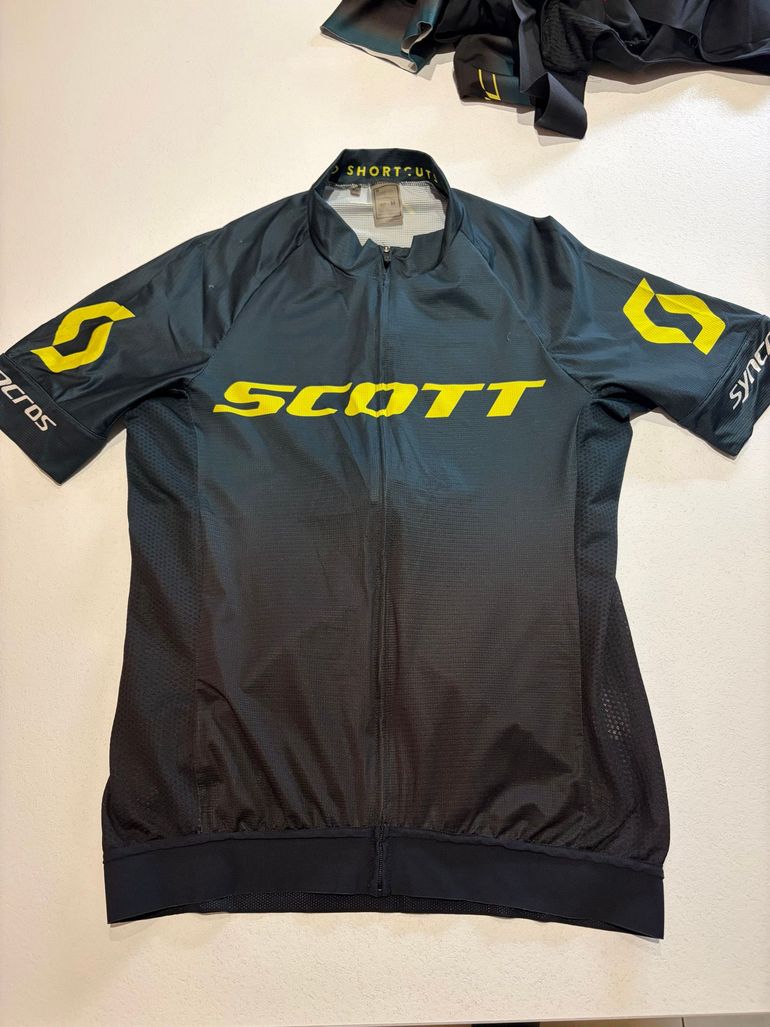Used Scott RC Maglia + Salopette 2023 bike — image 1 of 8