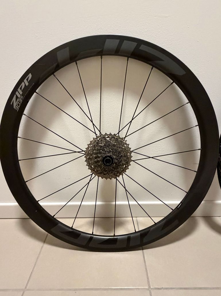 Used Zipp 303 S Wheelset 2024 bike — image 2 of 7