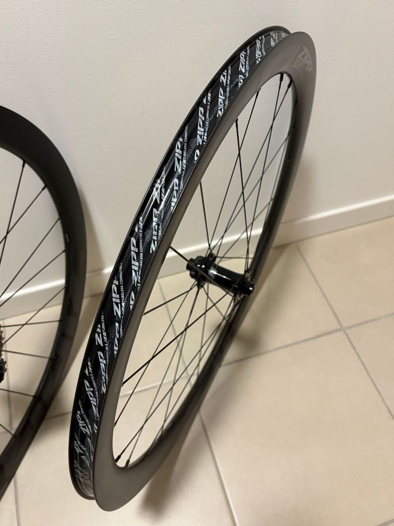 Used Zipp 303 S Wheelset 2024 bike — image 6 of 7