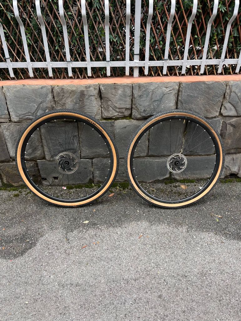 Used Syncros Gravel Wheels 2021 bike — image 1 of 4