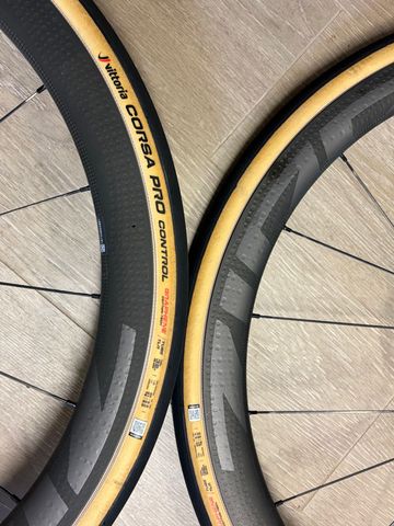 Zipp 303 SW Wheelset 2025 bike usato — immagine 13 di 13