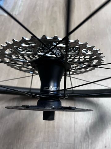 Brugt Zipp 303 SW Wheelset 2025 bike — billede 9 af 9