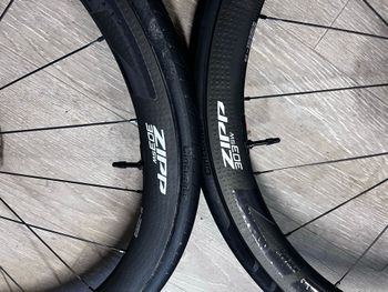 Used Zipp 303 SW Wheelset 2025 bike — image 8 of 9