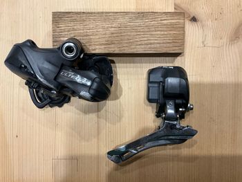 Used Shimano Ultegra Di2 RD-6770-SS bike — image 2 of 2