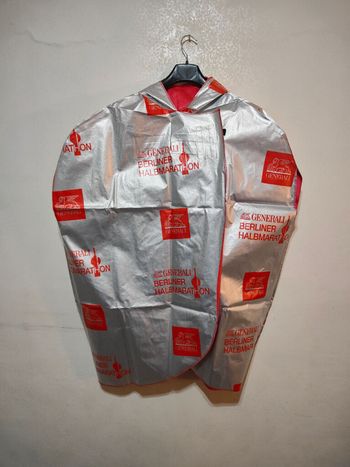 Used Altro Poncho Termico Berliner Halbmarathon 2026 bike