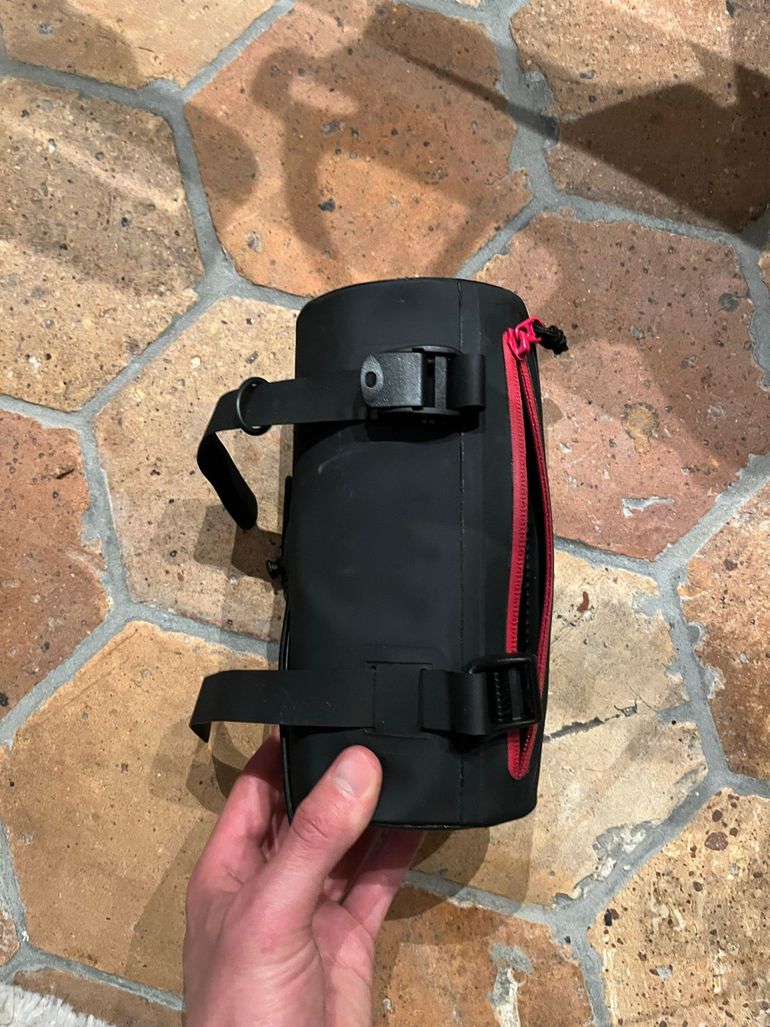Used cafe du cycliste Handlebar Bag 2024 bike — image 4 of 4