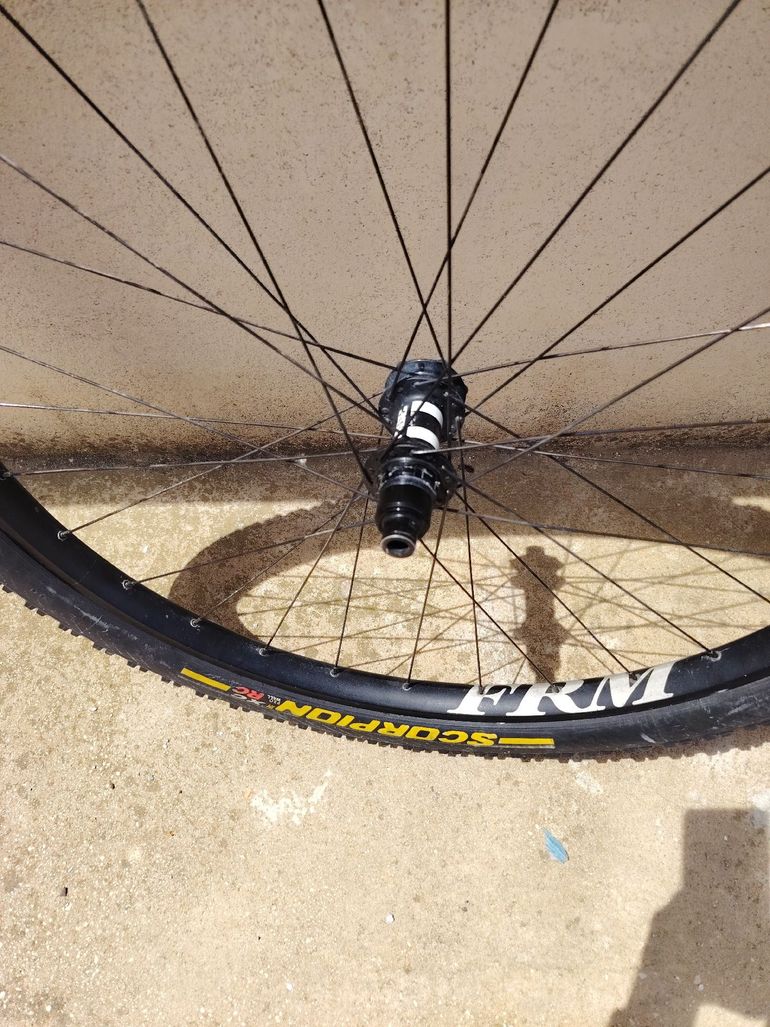 Used Frm Wheelset bike — image 3 of 4