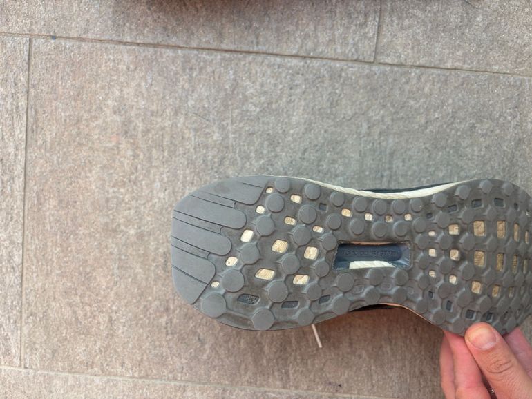 Used Adidas Energy Boost 2024 bike — image 3 of 6