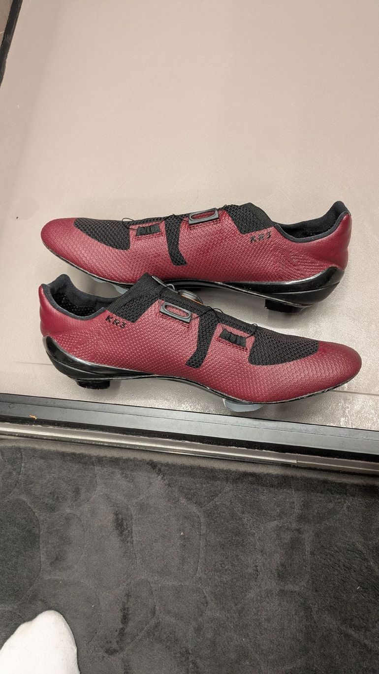 Used Dmt KR3 Road Cycling Shoes bike — image 1 of 5