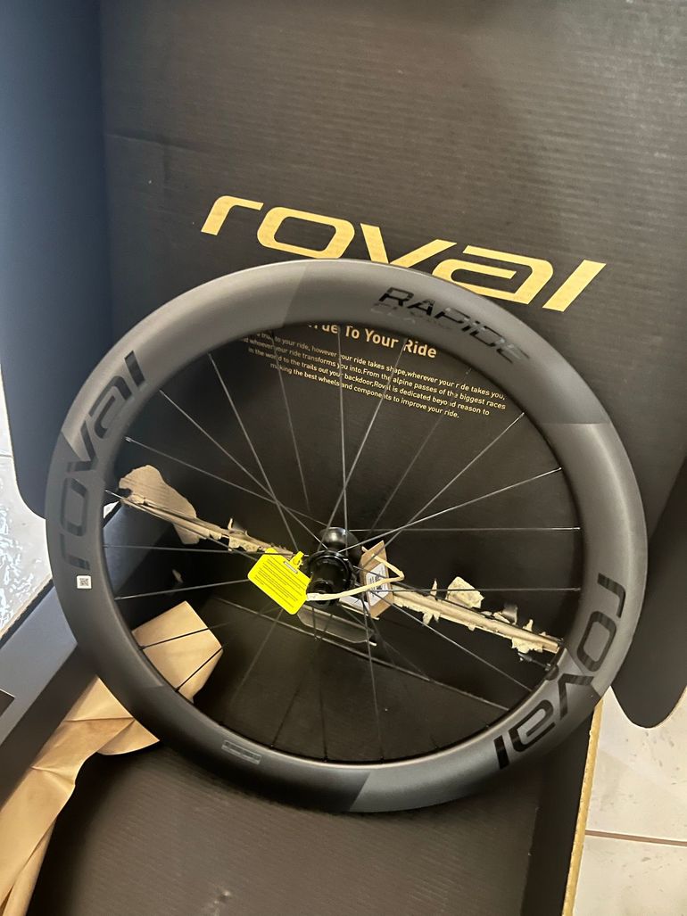 Used Roval Rapide CLX II 700c Tubeless Wheelset 2025 bike — image 5 of 5