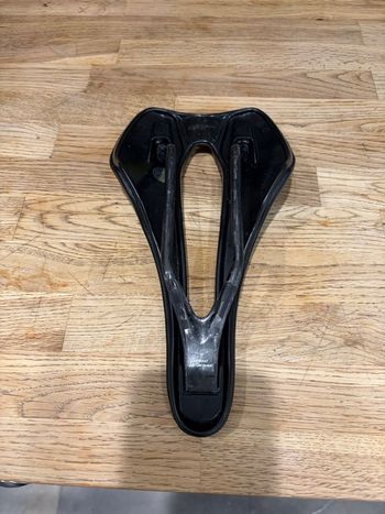 Used Selle Italia SLR Boost Kit Carbonio Superflow 2021 bike — image 3 of 4