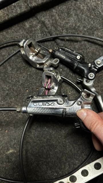 Sram Guide Ultimate bike usato — immagine 2 di 5