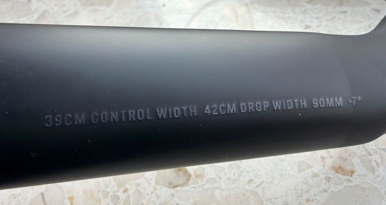 Used Trek Madone SLR Gen 8 Aero Cockpit 2026 bike — image 4 of 4