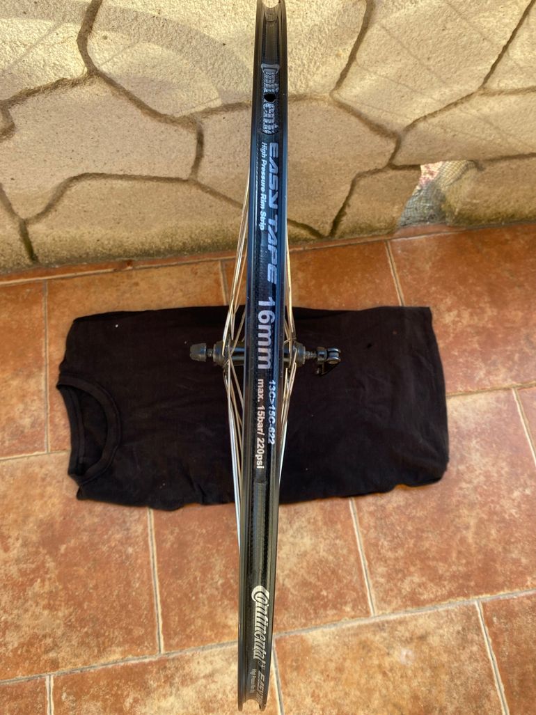 Used Triban Coppia Ruote da Corsa bike — image 9 of 12