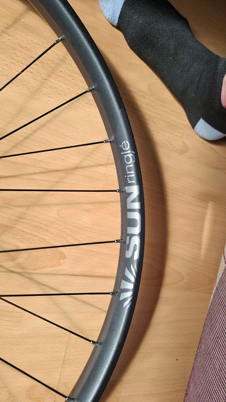 Used Sun ringle Duroc40 bike — image 3 of 4