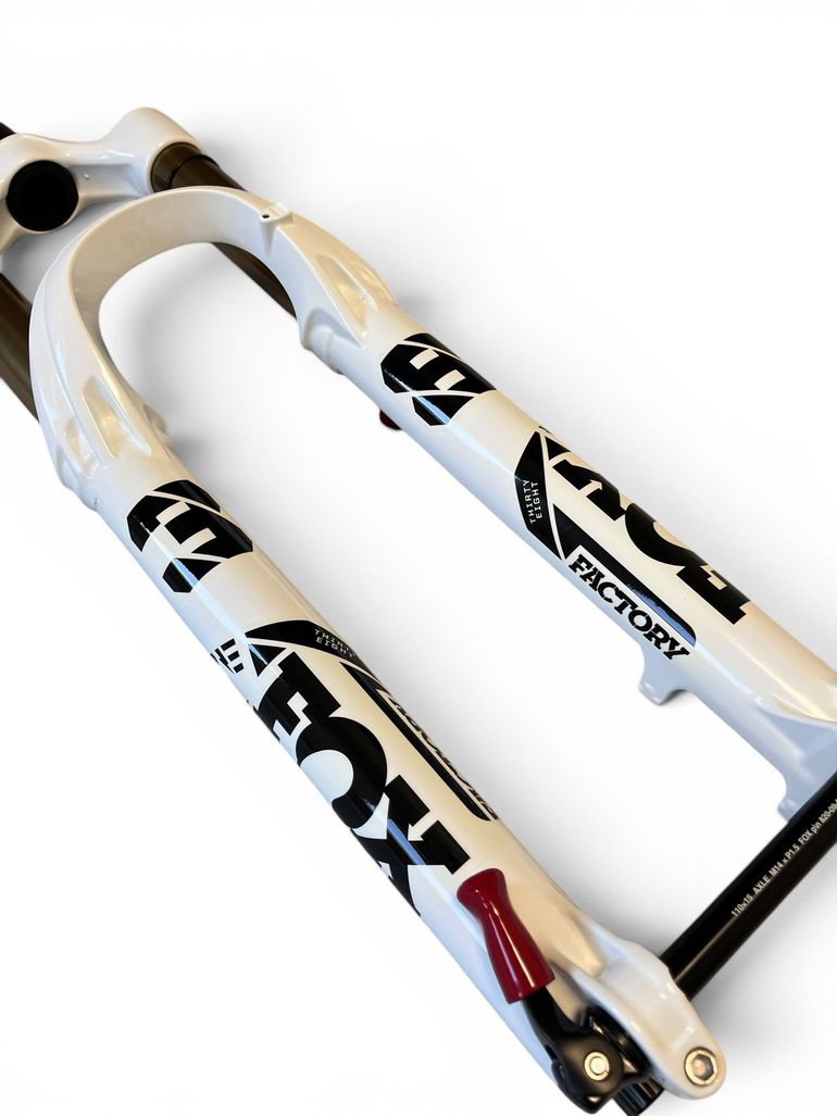 Used Fox 38 Factory Gripx2 170 2026 bike — image 3 of 6