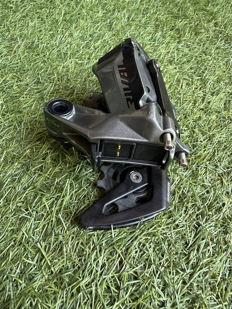 Used Sram Rival Xplr Axs 12V 44 2026 bike — image 5 of 8