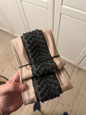 Used Vittoria Mezcal XC Race G 2 2.1 2025 bike — image 3 of 3