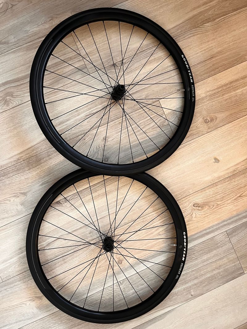 Used Syncros RP 2.0 Disc XDR bike — image 1 of 4