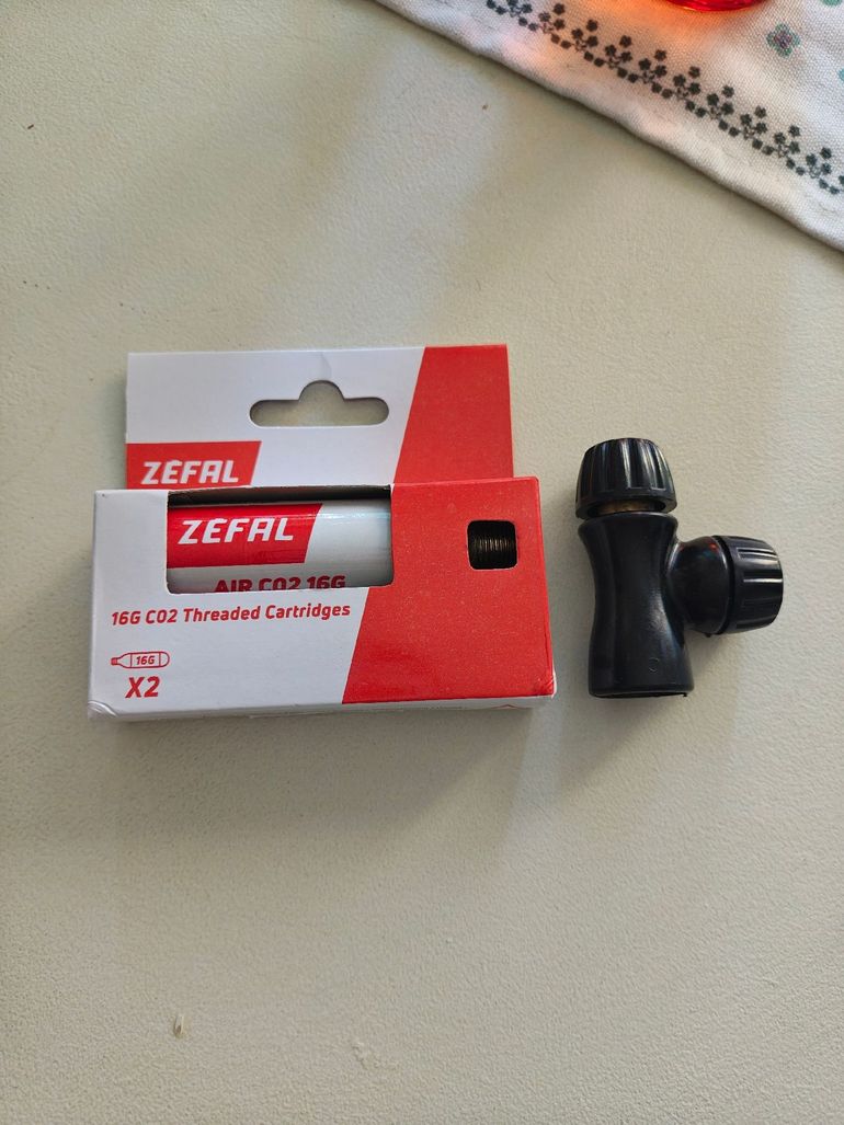 Used Zefal CO2 2025 bike — image 3 of 4