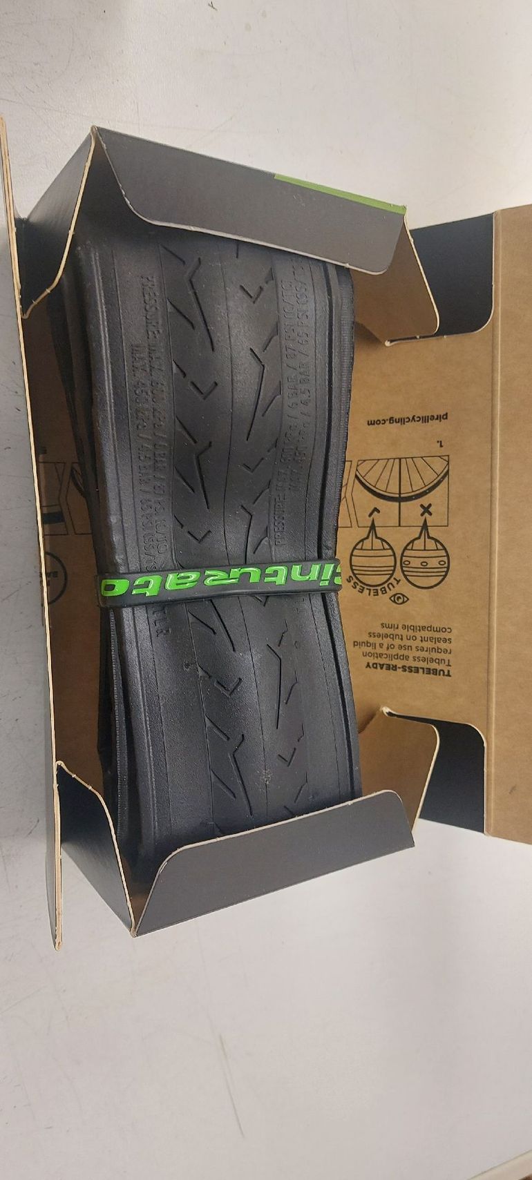 Used Pirelli Cinturato Evo 700x30c tlr 2026 bike — image 2 of 2