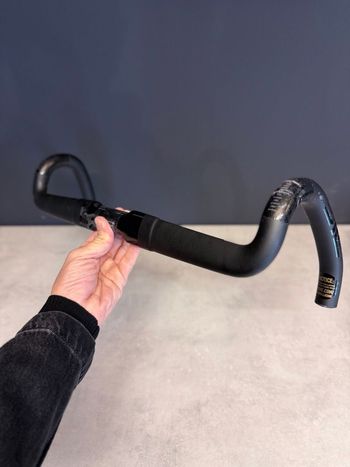 Used Enve SES AR Road Handlebar 42cm bike — image 4 of 4
