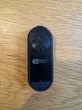Used Garmin Varia RTL515 Rearview Radar Tail Light bike — image 2 of 4