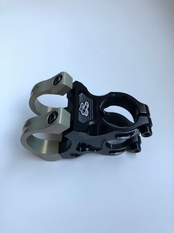 Brugt Renthal Apex Stem 31.8mm 50mm 2025 bike — billede 4 af 5
