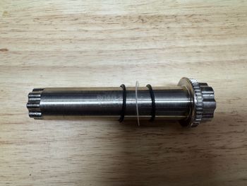 Used Rotor ALDHU 24mm Axle Road QF: 147mm 2024 bike