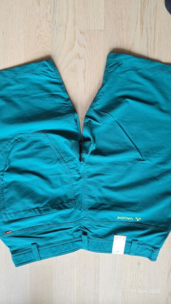 Used Vaude Me Tekoa Shorts 48/S Petrolium bike — image 3 of 3
