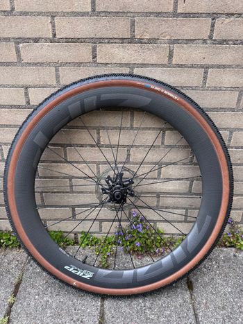 Used Zipp 303 XPLR SW 2025 bike — image 8 of 8