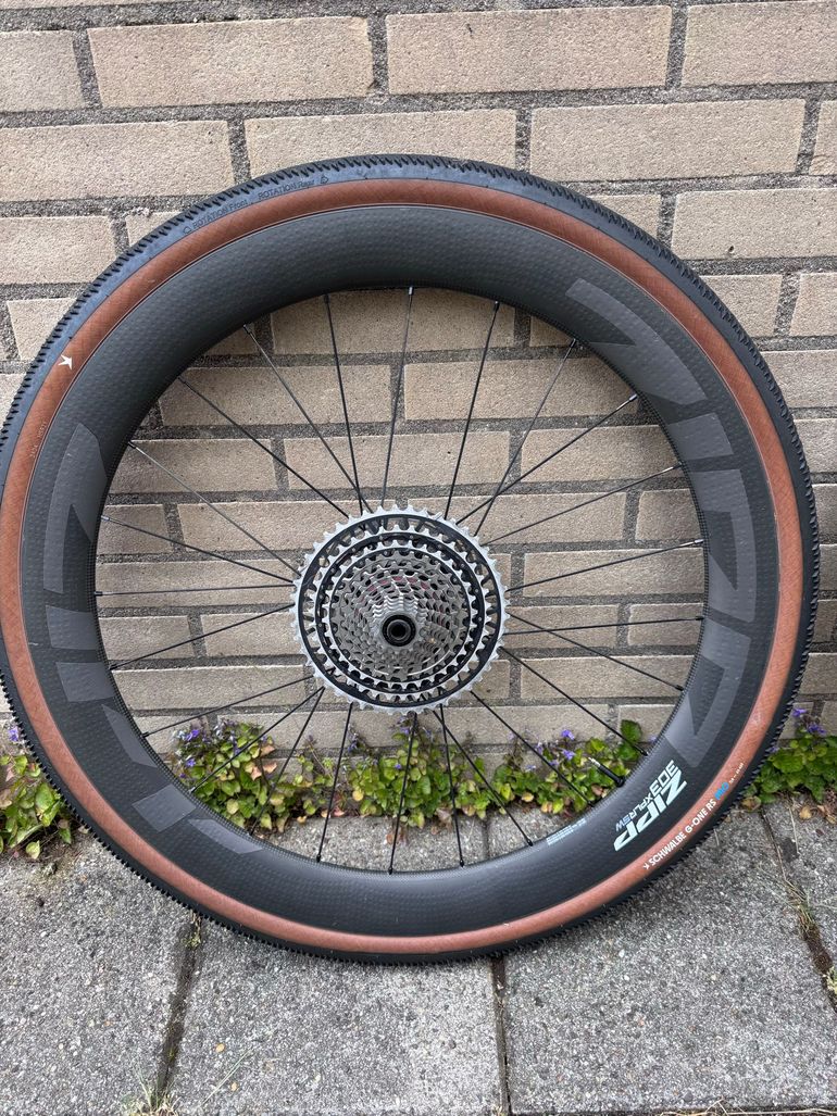 Used Zipp 303 XPLR SW 2025 bike — image 3 of 8