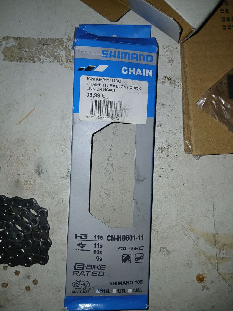 Used Shimano CS-R7000 105 2026 bike — image 10 of 13
