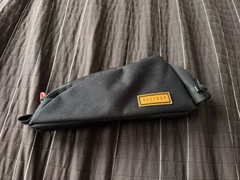 Used restrap Bolt On Top Tube Bag 2024 bike