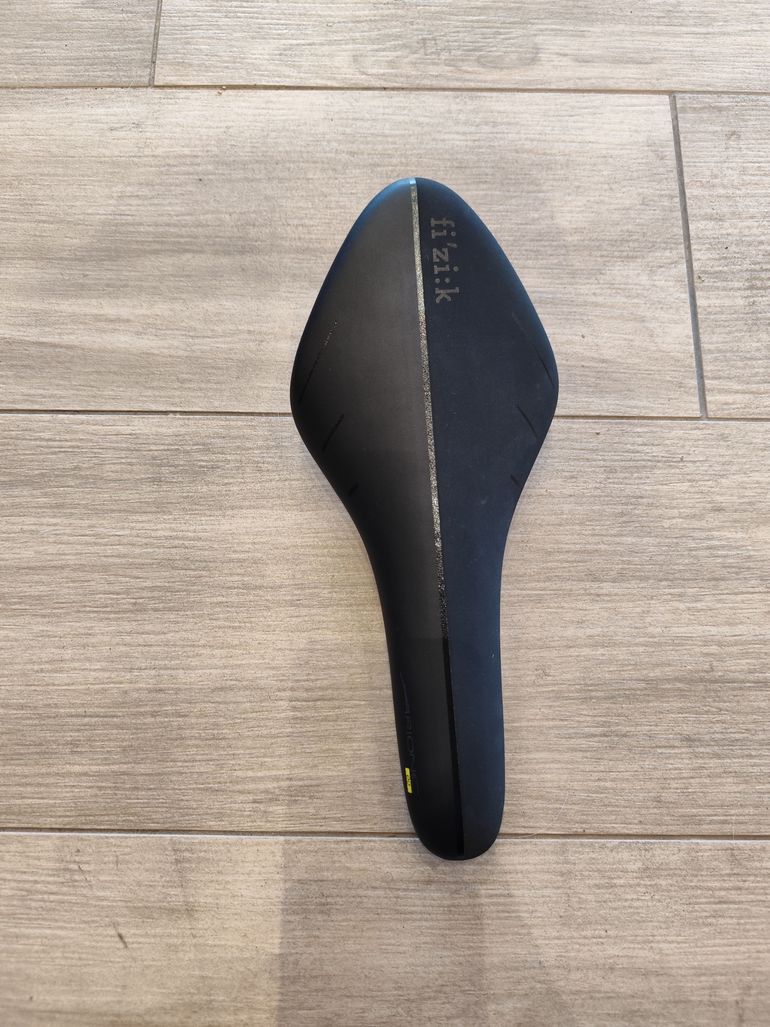 Used Fizik Arione 00 Carbon 2025 bike — image 2 of 5