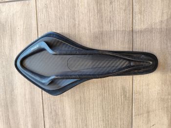 Used Fizik Arione 00 Carbon 2025 bike — image 4 of 5