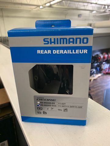 Used Shimano RD-M6000 SGS 2022 Drivetrain & Pedals